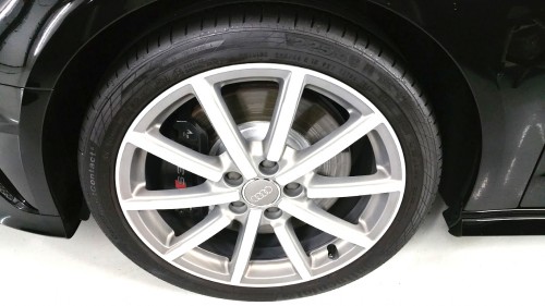 BLACK S3 7
